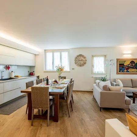 Fiori Pool-gartenwohnung