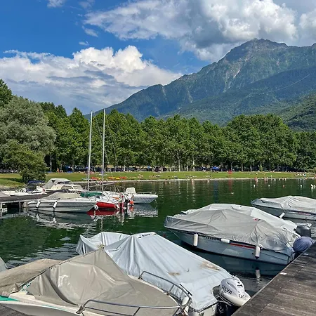 Fiori Pool-gartenwohnung Colico